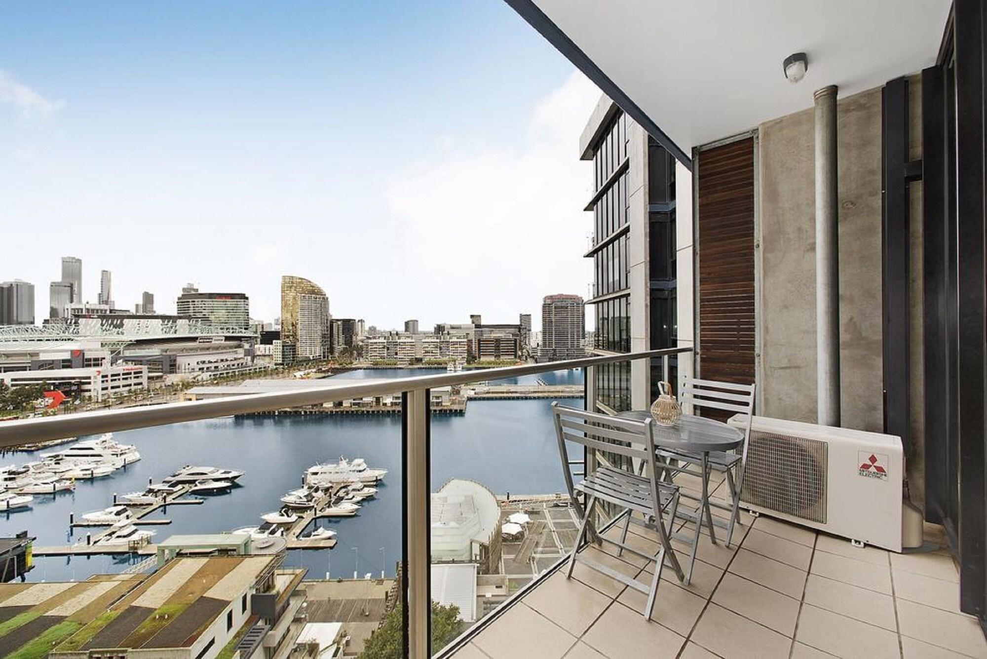 Docklands Private Collection - Newquay Aparthotel Melbourne Esterno foto
